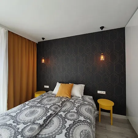 Aurora Ii - Apartament & Parking